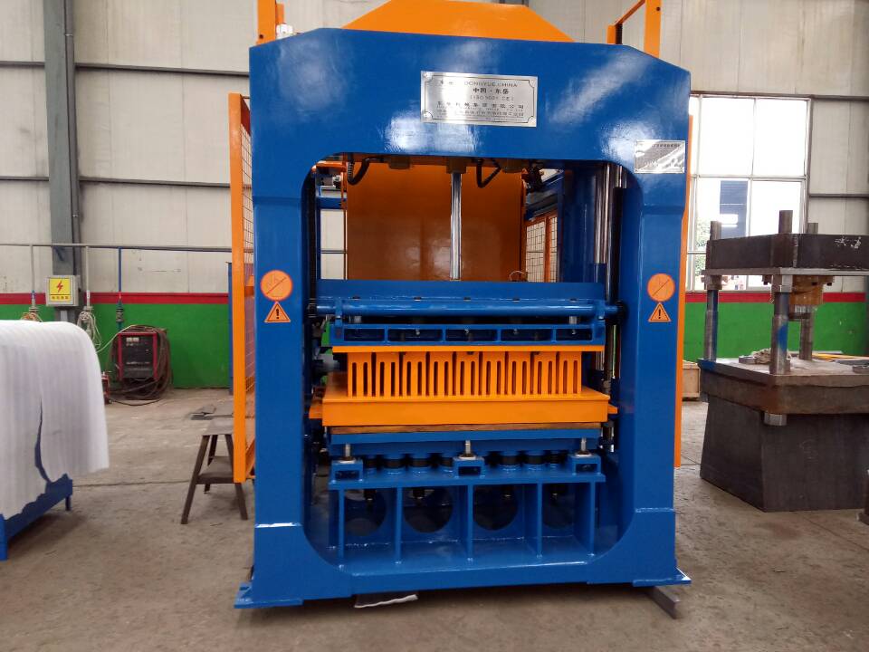 Fly ash block making machine