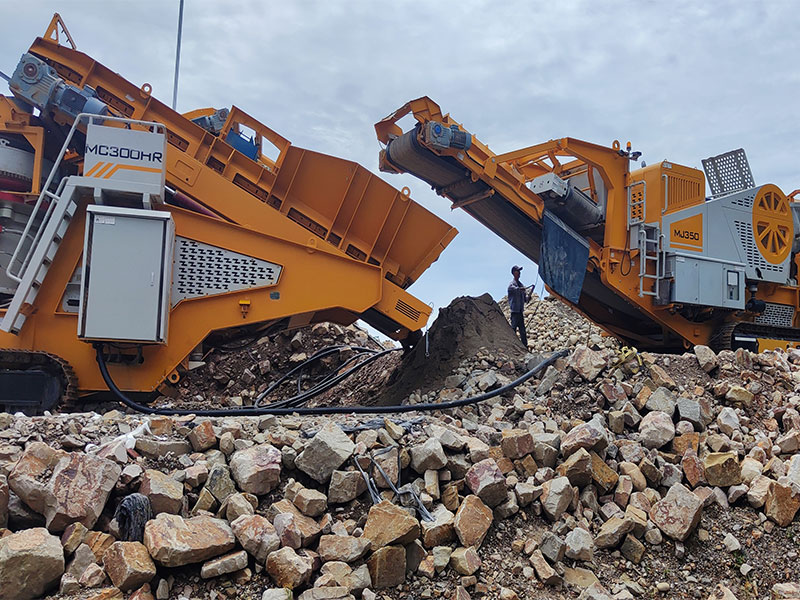 mobile stone crusher