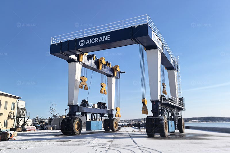 rubber tyred crane
